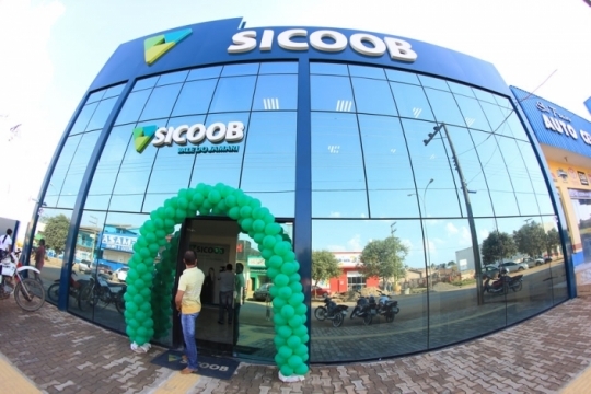 sicoob-vale-do-jamari-inicia-pre-assembleias-gerais-ordinarias-e-extraordinarias-por-varias-cidades540x304_34954aicitono_1af68n6etri21slqkuas0l1vsoa