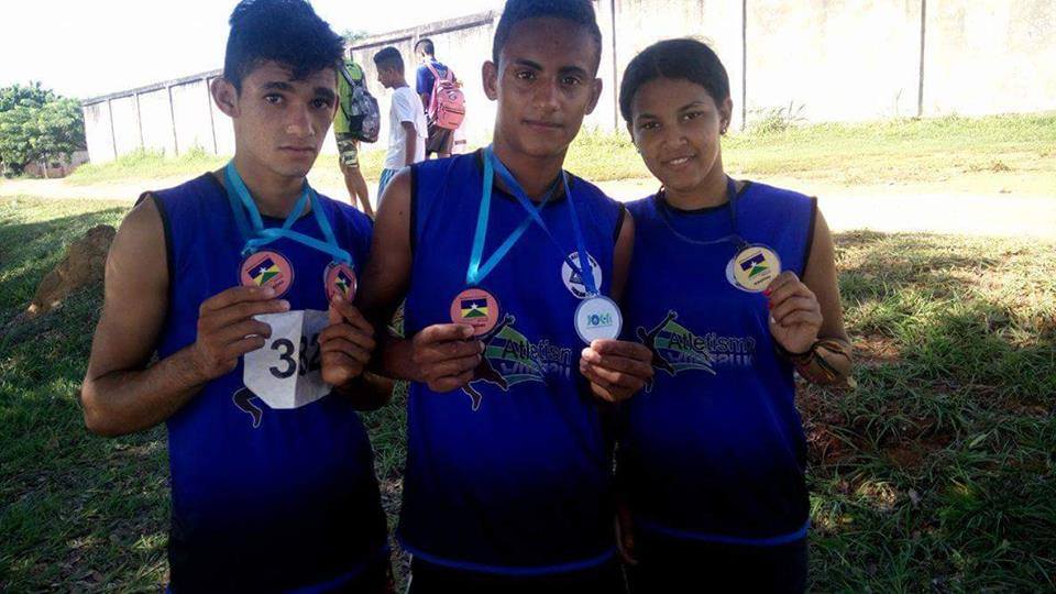 13608245_1003823156379938_1753718018_n